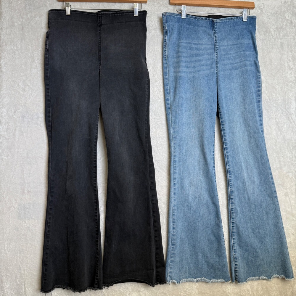 Knox Rose Women Sz 10 Flare Jeans (2) Black Blue Elastic Waist High Rise western